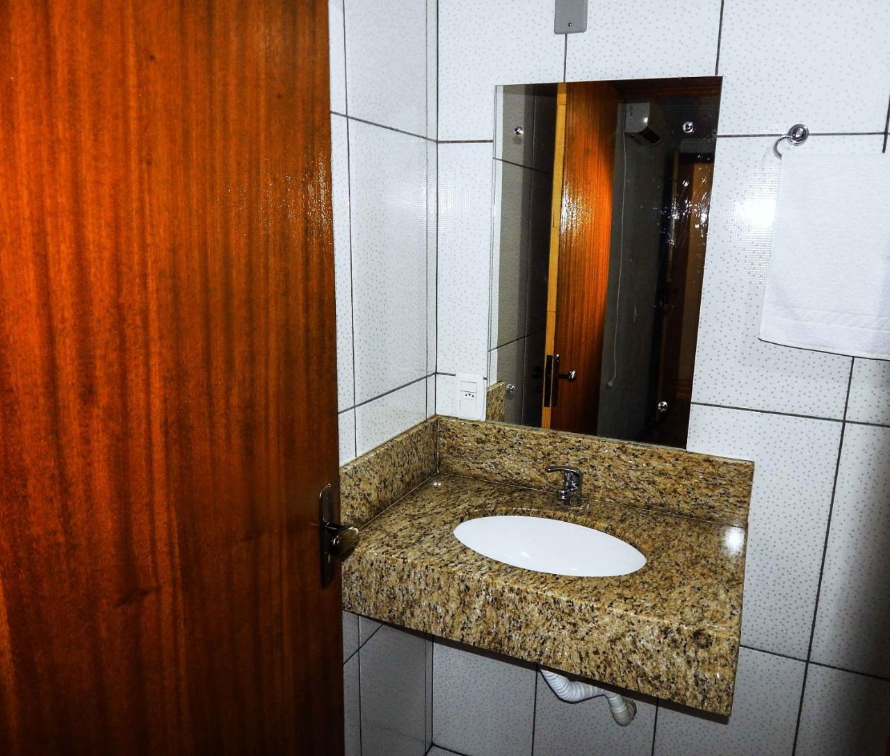 Gramado Suites Residence Possui 5 Quartos E 5 Banheiros Bagian luar foto